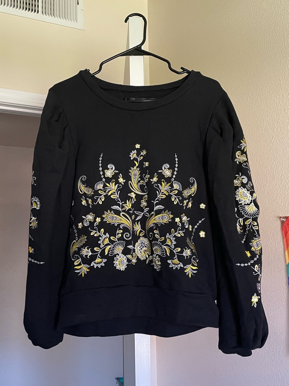 New York & Company Black Sweatshirt with Yellow & White Floral Embroidery